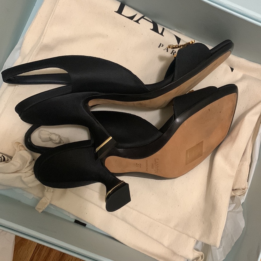 LANVIN
EMBELLISHED PUMPS !!!!SOLD!!!!! - Picture 8 of 12